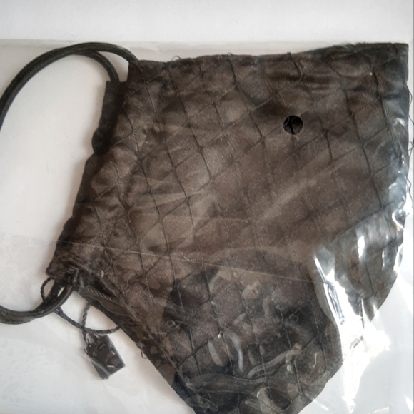 Eugenia Kim Sculpted Birdcage Mask Face Covering with Net Overlay NWT - Picture 2 of 3